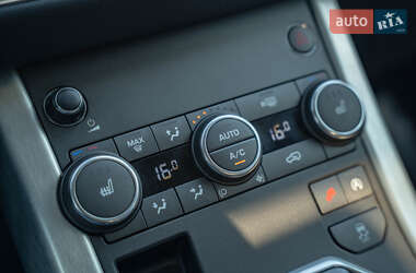Внедорожник / Кроссовер Land Rover Range Rover Evoque 2016 в 