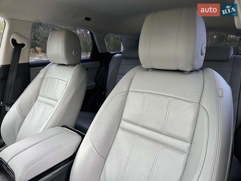 Внедорожник / Кроссовер Land Rover Range Rover Evoque 2019 в Киеве