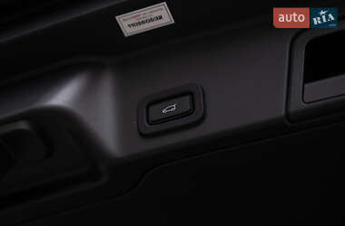 Внедорожник / Кроссовер Land Rover Range Rover Evoque 2020 в 