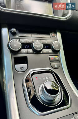 Позашляховик / Кросовер Land Rover Range Rover Evoque 2015 в 