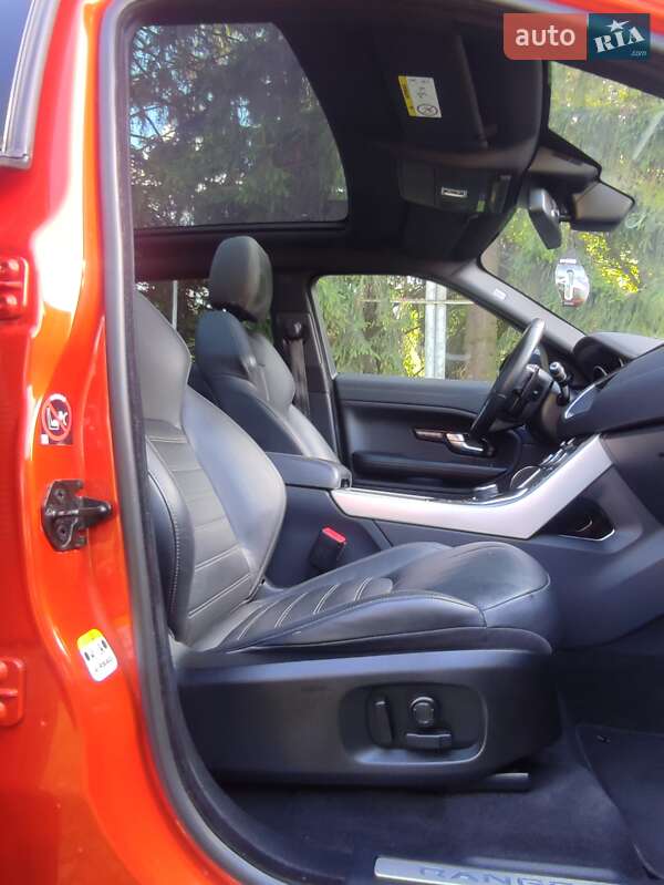 Внедорожник / Кроссовер Land Rover Range Rover Evoque 2017 в Луцке