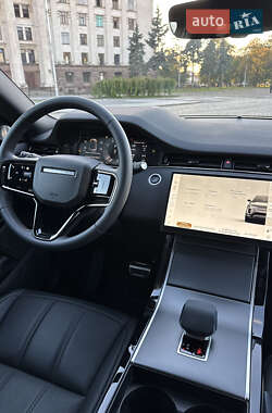 Позашляховик / Кросовер Land Rover Range Rover Evoque 2024 в 