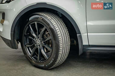 Позашляховик / Кросовер Land Rover Range Rover Evoque 2013 в 