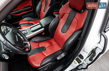 Позашляховик / Кросовер Land Rover Range Rover Evoque 2013 в 