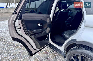 Позашляховик / Кросовер Land Rover Range Rover Evoque 2016 в 