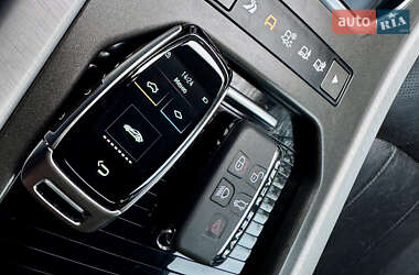Позашляховик / Кросовер Land Rover Range Rover Evoque 2016 в 