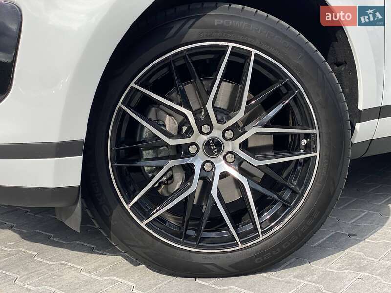 Внедорожник / Кроссовер Land Rover Range Rover Evoque 2020 в Киеве фото 5 Внедорожник / Кроссовер Land Rover Range Rover Evoque 2020 в Киеве