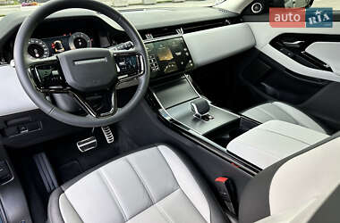 Внедорожник / Кроссовер Land Rover Range Rover Evoque 2024 в 