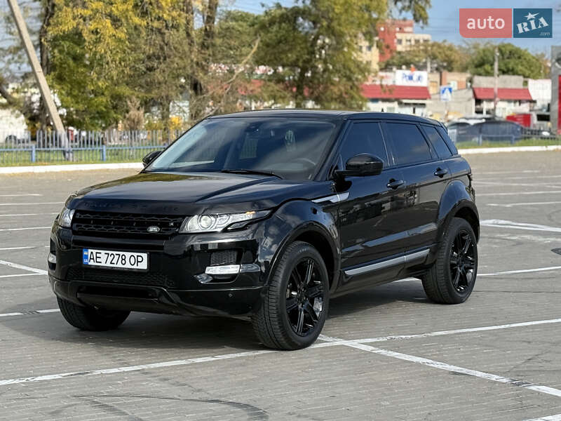Позашляховик / Кросовер Land Rover Range Rover Evoque 2015 в  фото Позашляховик / Кросовер Land Rover Range Rover Evoque 2015 в