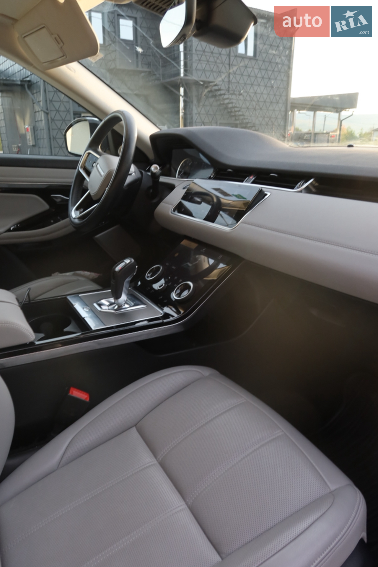 2022 Land Rover Range Rover Evoque - мініатюра 18