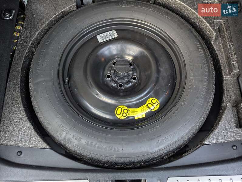 Позашляховик / Кросовер Land Rover Range Rover Evoque 2015 в Дубні фото 45 Позашляховик / Кросовер Land Rover Range Rover Evoque 2015 в Дубні