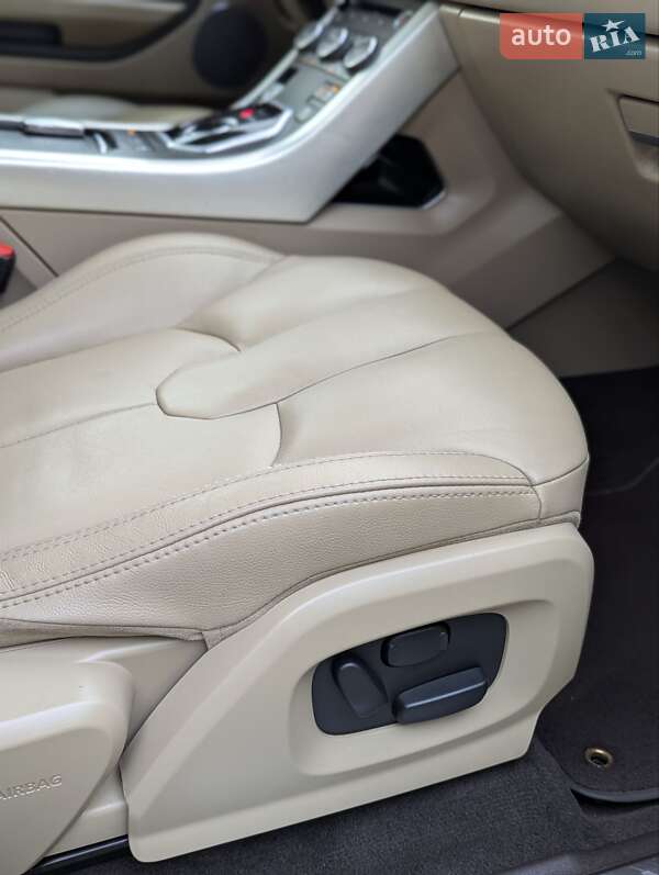 Позашляховик / Кросовер Land Rover Range Rover Evoque 2015 в Дубні фото 56 Позашляховик / Кросовер Land Rover Range Rover Evoque 2015 в Дубні