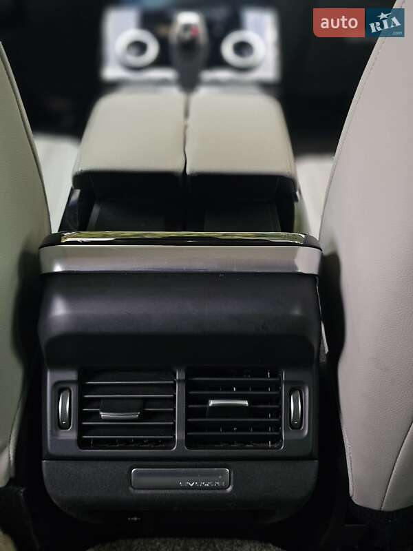 Внедорожник / Кроссовер Land Rover Range Rover Evoque 2021 в Киеве фото 11 Внедорожник / Кроссовер Land Rover Range Rover Evoque 2021 в Киеве