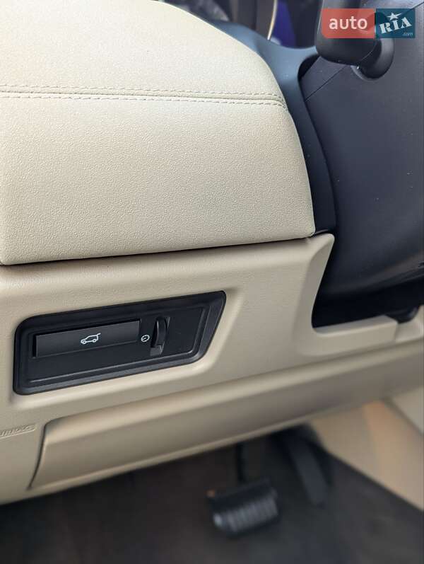 Позашляховик / Кросовер Land Rover Range Rover Evoque 2015 в Дубні фото 30 Позашляховик / Кросовер Land Rover Range Rover Evoque 2015 в Дубні