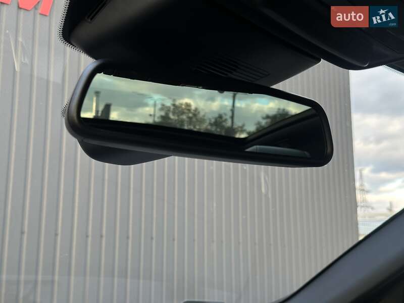 Позашляховик / Кросовер Land Rover Range Rover Evoque 2016 в Мукачевому фото 41 Позашляховик / Кросовер Land Rover Range Rover Evoque 2016 в Мукачевому