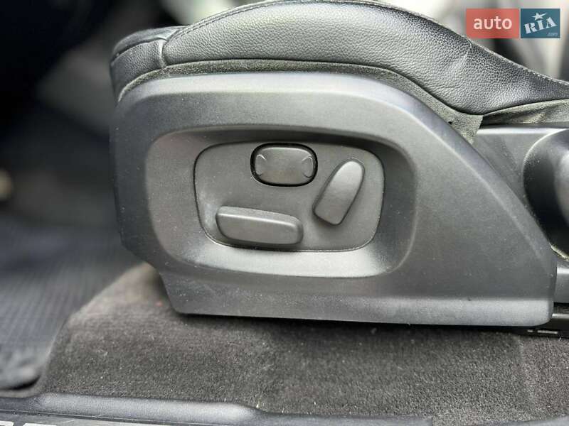 Внедорожник / Кроссовер Land Rover Range Rover Evoque 2013 в Верховине фото 28 Внедорожник / Кроссовер Land Rover Range Rover Evoque 2013 в Верховине