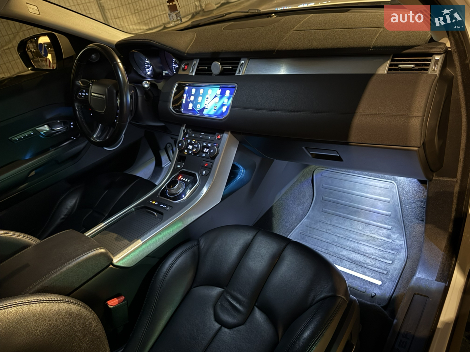 2011 Land Rover Range Rover Evoque - мініатюра 24