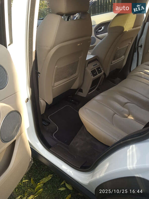 Позашляховик / Кросовер Land Rover Range Rover Evoque 2014 в Козові фото 28 Позашляховик / Кросовер Land Rover Range Rover Evoque 2014 в Козові