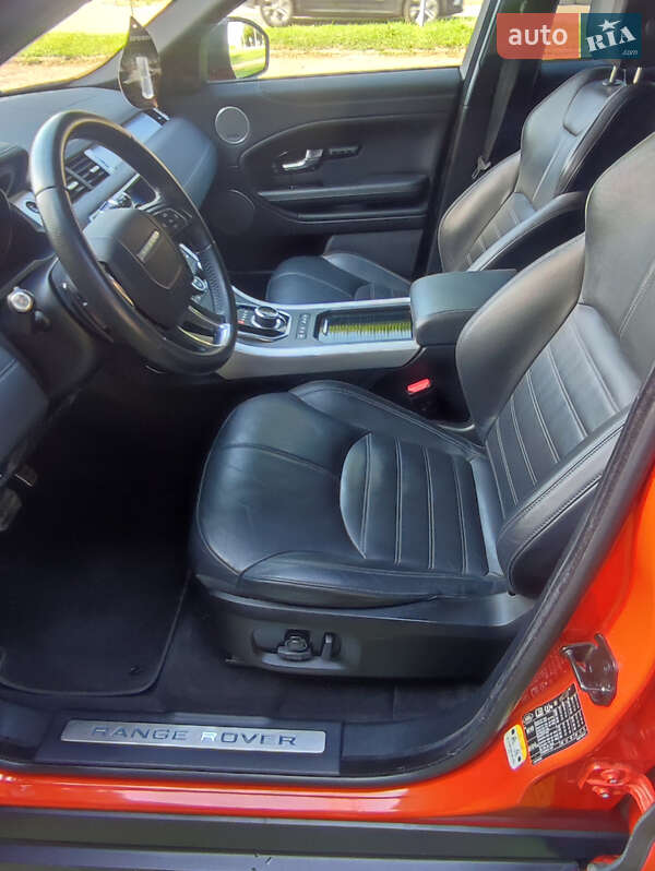 Позашляховик / Кросовер Land Rover Range Rover Evoque 2017 в Млиніві