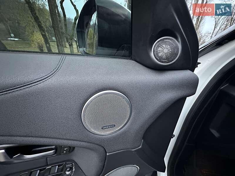 Внедорожник / Кроссовер Land Rover Range Rover Evoque 2016 в Киеве