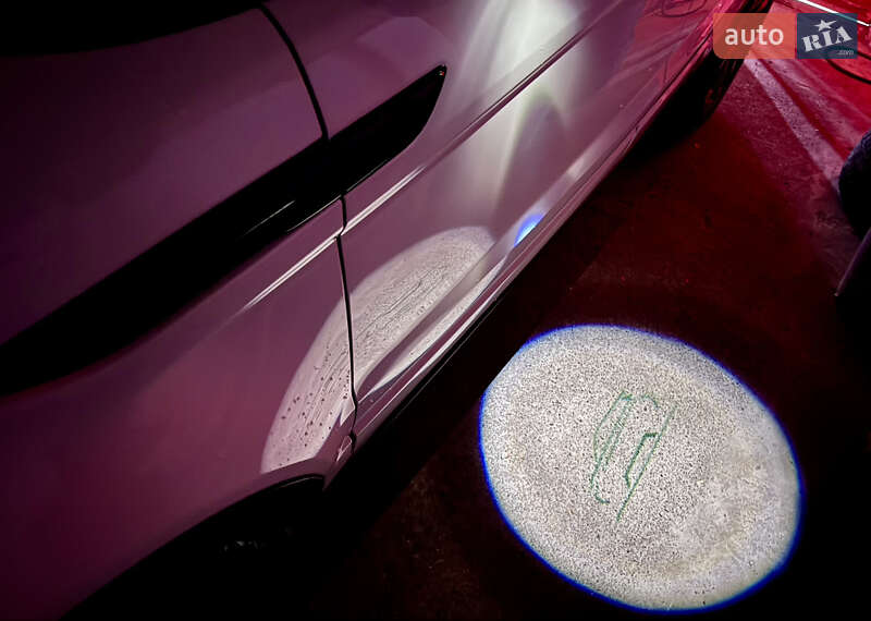 Позашляховик / Кросовер Land Rover Range Rover Evoque 2016 в Гайсину