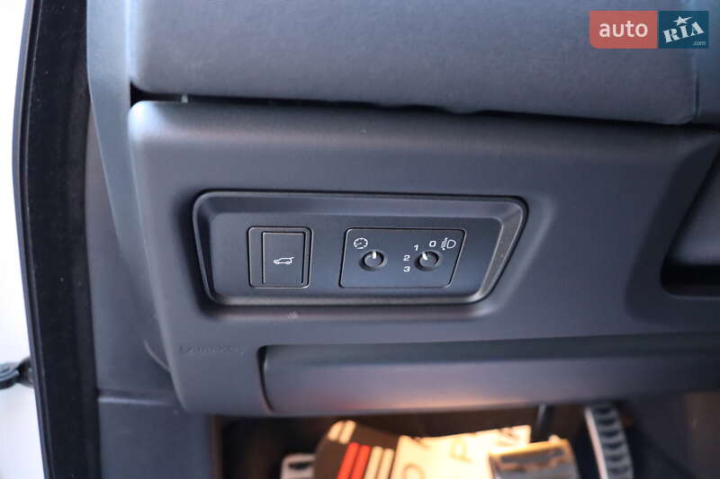 Внедорожник / Кроссовер Land Rover Range Rover Evoque 2018 в Львове фото 18 Внедорожник / Кроссовер Land Rover Range Rover Evoque 2018 в Львове