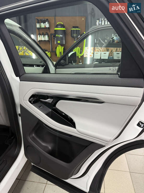 Внедорожник / Кроссовер Land Rover Range Rover Evoque 2020 в Каменском