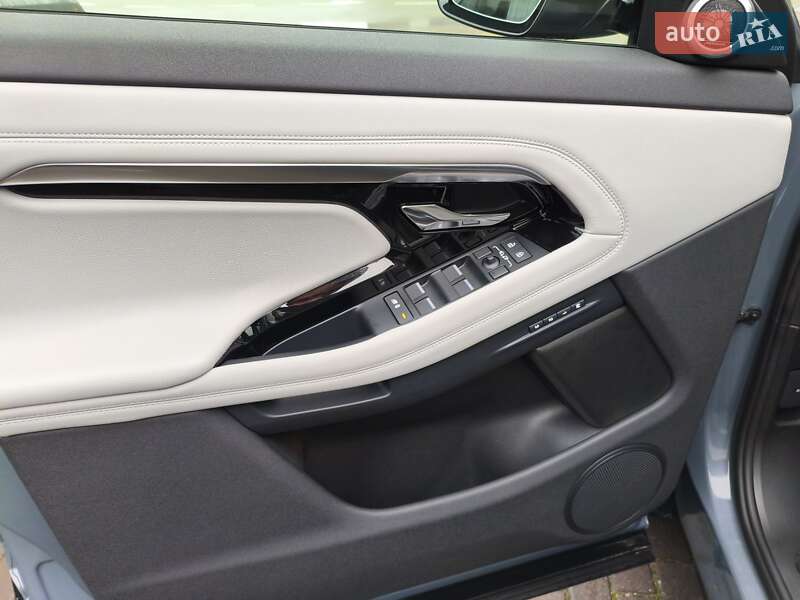 Позашляховик / Кросовер Land Rover Range Rover Evoque 2022 в Києві