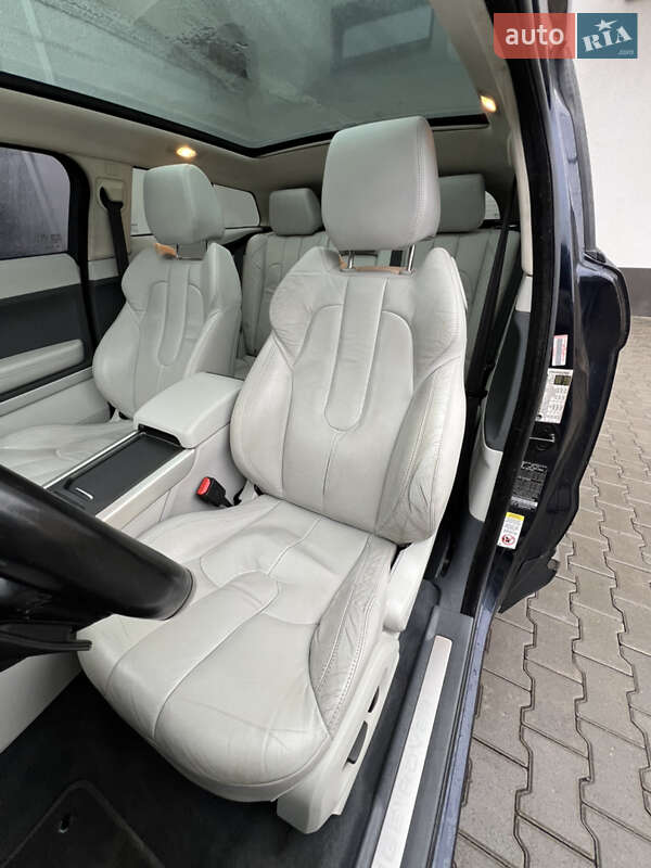 Внедорожник / Кроссовер Land Rover Range Rover Evoque 2011 в Житомире