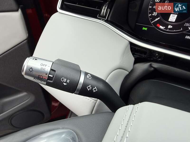 Внедорожник / Кроссовер Land Rover Range Rover Evoque 2020 в Киеве