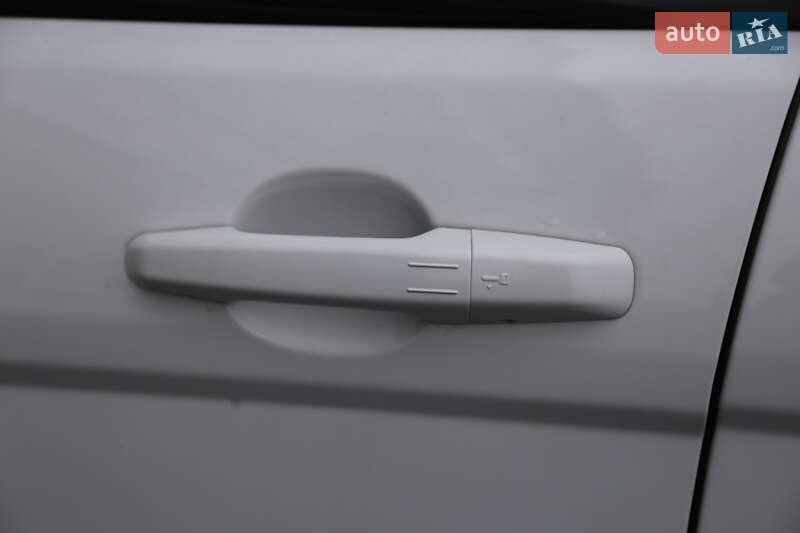 Позашляховик / Кросовер Land Rover Range Rover Evoque 2011 в Києві фото 26 Позашляховик / Кросовер Land Rover Range Rover Evoque 2011 в Києві