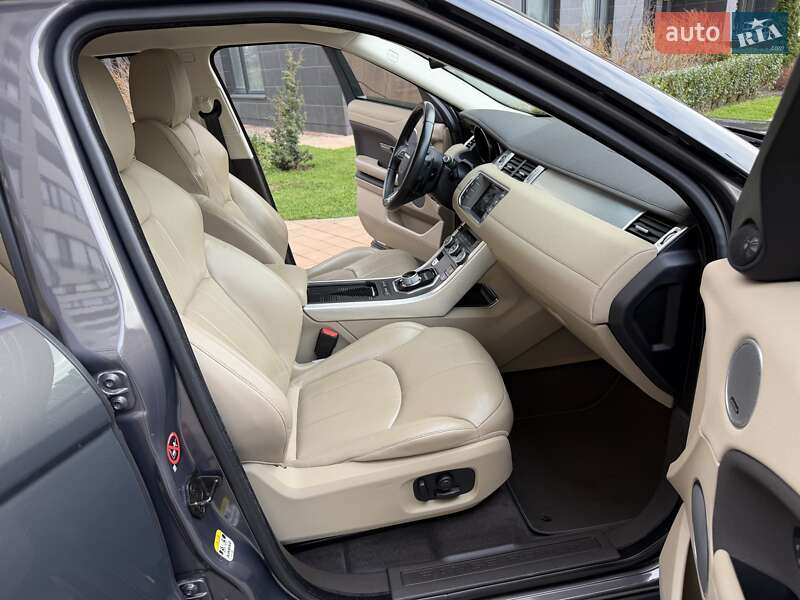 Внедорожник / Кроссовер Land Rover Range Rover Evoque 2016 в Киеве