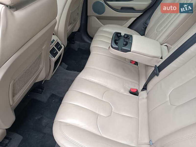 Внедорожник / Кроссовер Land Rover Range Rover Evoque 2014 в Сарнах фото 25 Внедорожник / Кроссовер Land Rover Range Rover Evoque 2014 в Сарнах