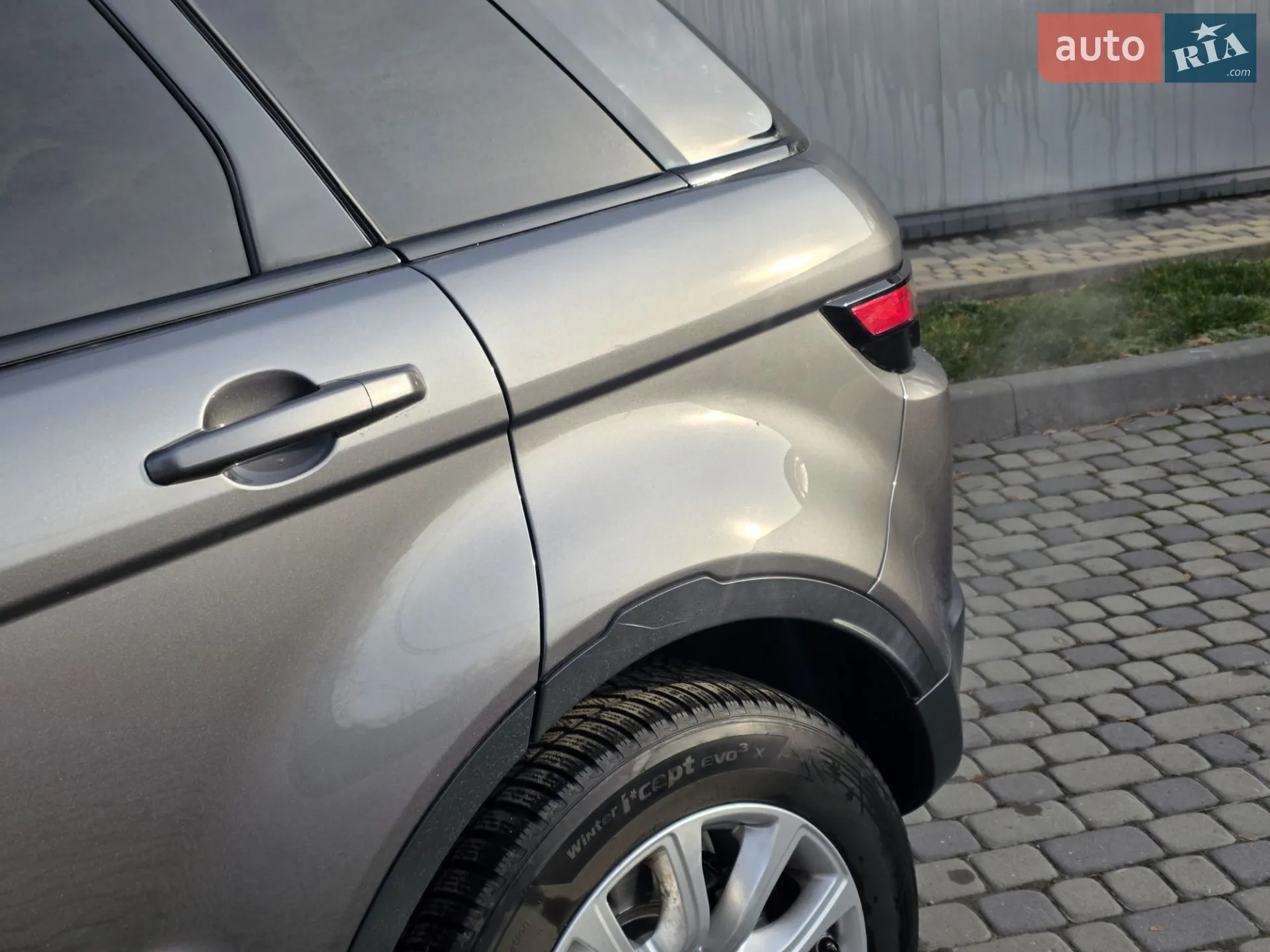 2017 Land Rover Range Rover Evoque - мініатюра 30