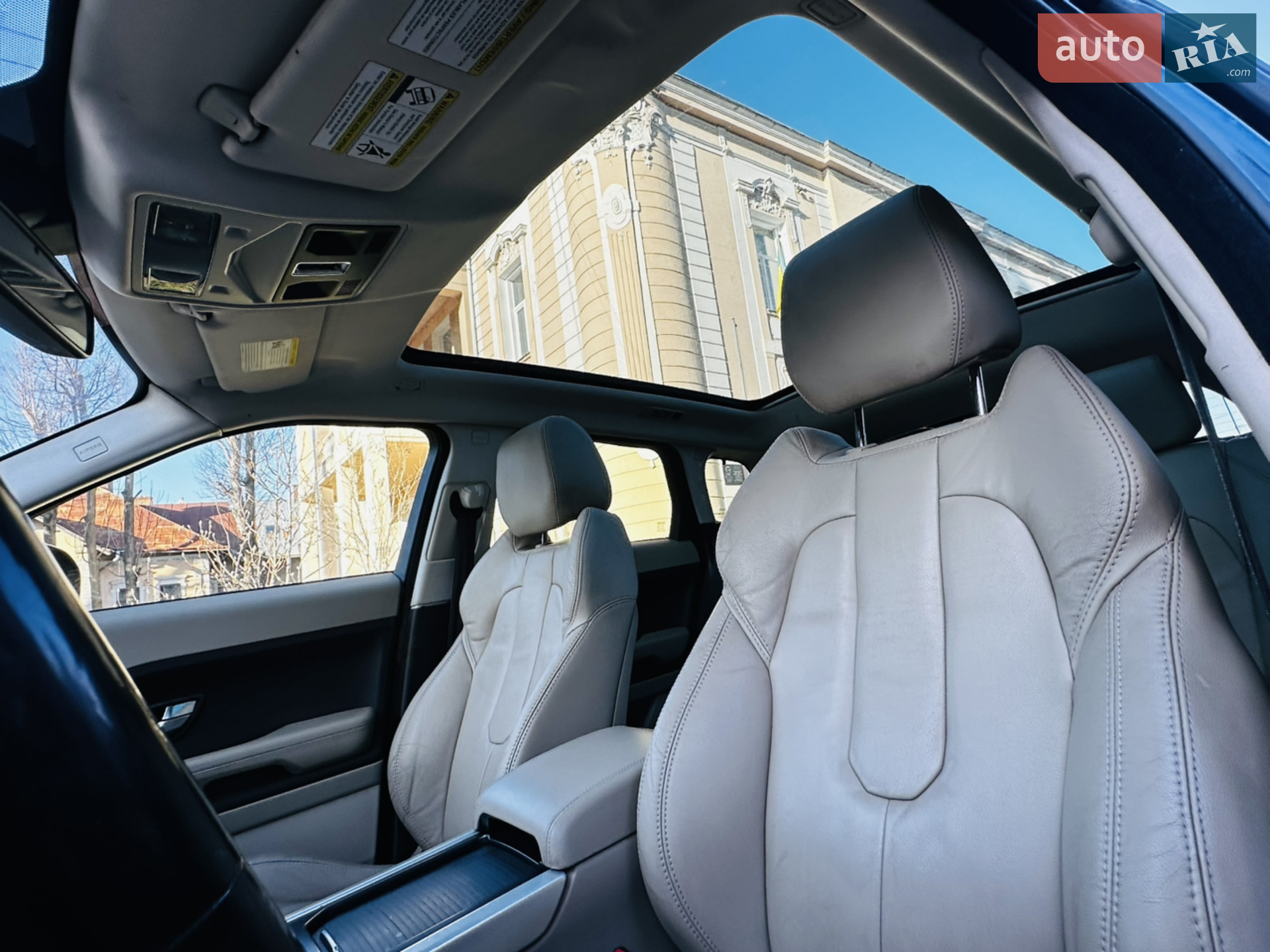 2012 Land Rover Range Rover Evoque - мініатюра 49