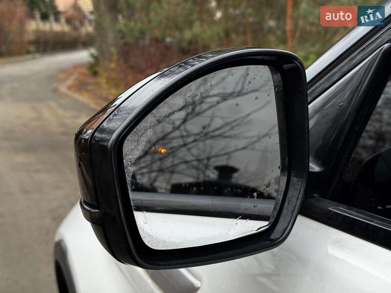 Позашляховик / Кросовер Land Rover Range Rover Evoque 2017 в Києві