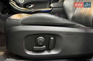 Внедорожник / Кроссовер Land Rover Range Rover Evoque 2016 в Киеве