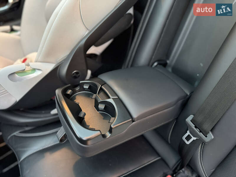 Внедорожник / Кроссовер Land Rover Range Rover Evoque 2017 в Ивано-Франковске