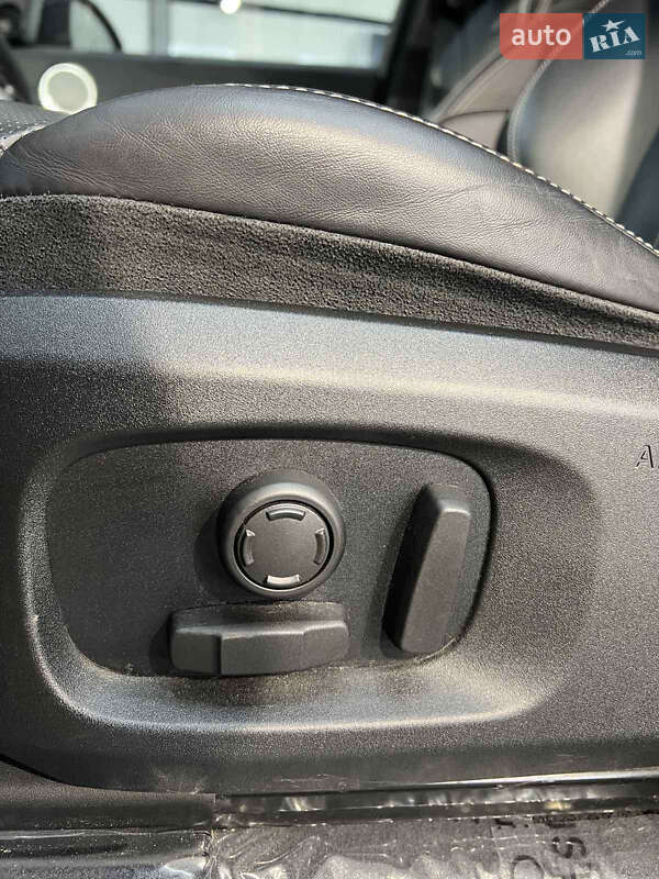 Внедорожник / Кроссовер Land Rover Range Rover Evoque 2018 в Харькове фото 12 Внедорожник / Кроссовер Land Rover Range Rover Evoque 2018 в Харькове