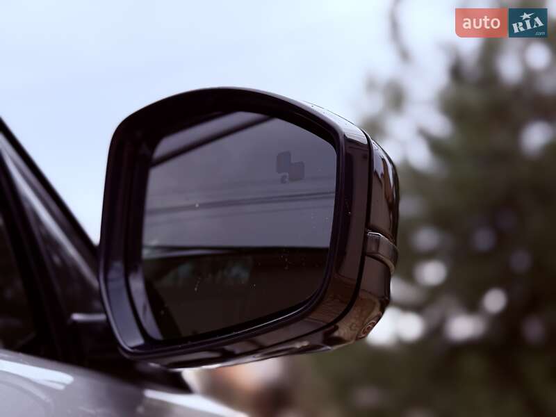 Внедорожник / Кроссовер Land Rover Range Rover Evoque 2021 в Одессе