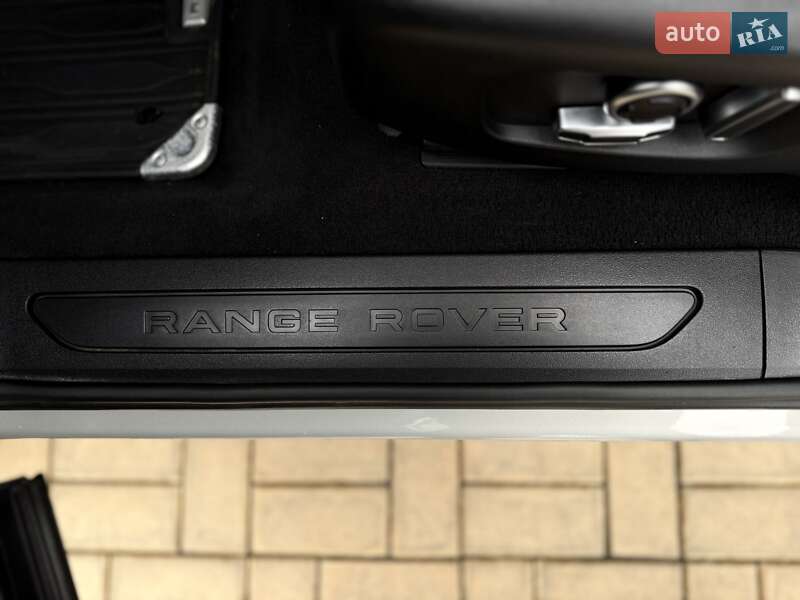 Внедорожник / Кроссовер Land Rover Range Rover Evoque 2021 в Одессе
