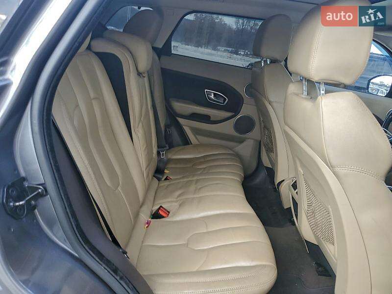 Внедорожник / Кроссовер Land Rover Range Rover Evoque 2015 в Львове