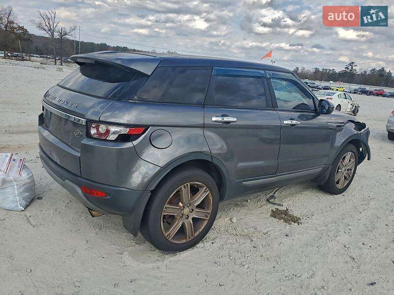 Внедорожник / Кроссовер Land Rover Range Rover Evoque 2015 в Львове
