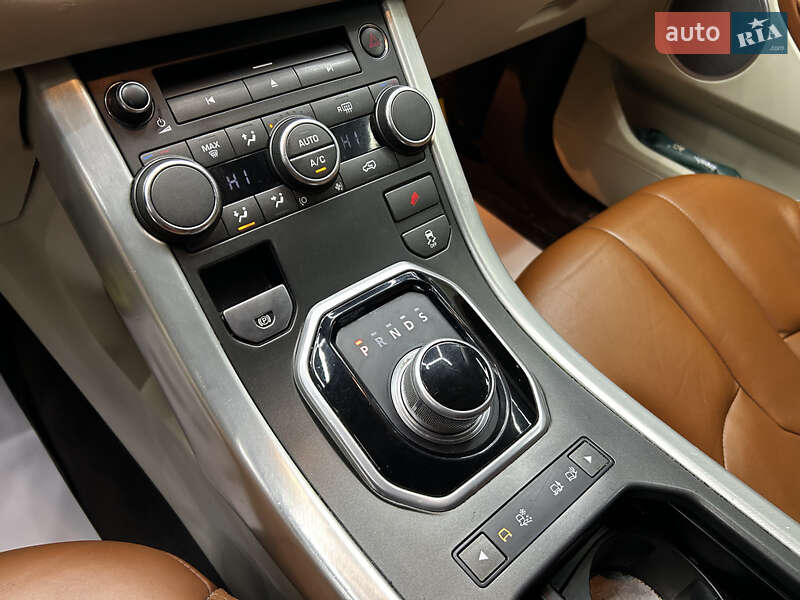 Внедорожник / Кроссовер Land Rover Range Rover Evoque 2012 в Черновцах