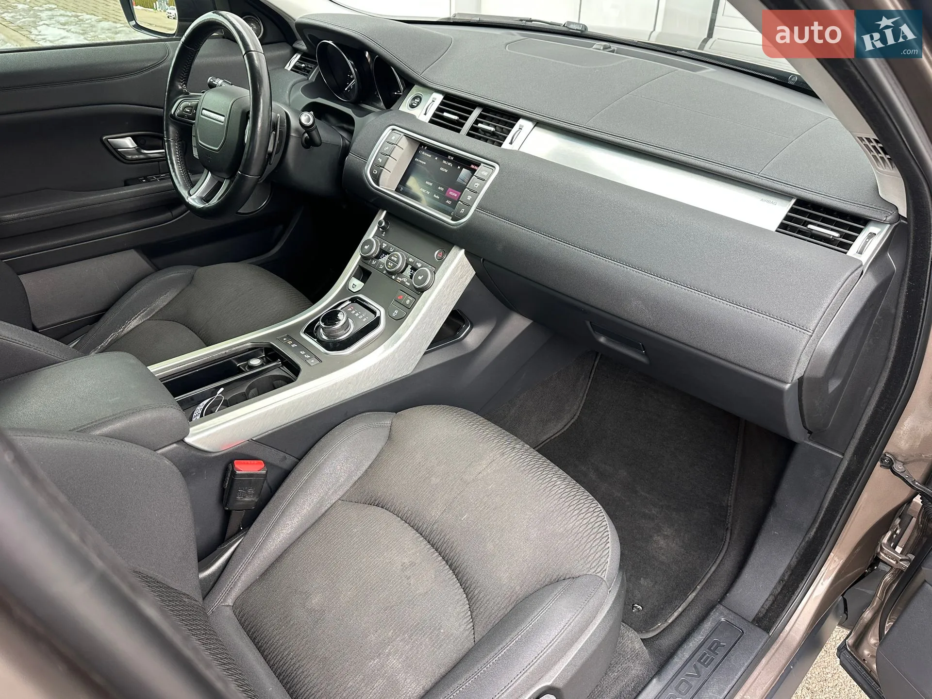 2018 Land Rover Range Rover Evoque - мініатюра 30