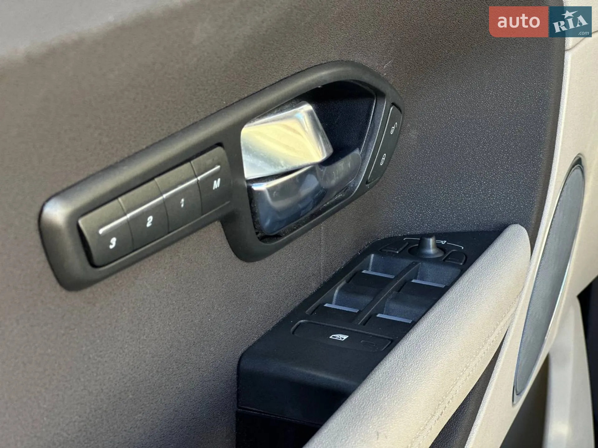 2013 Land Rover Range Rover Evoque - мініатюра 9
