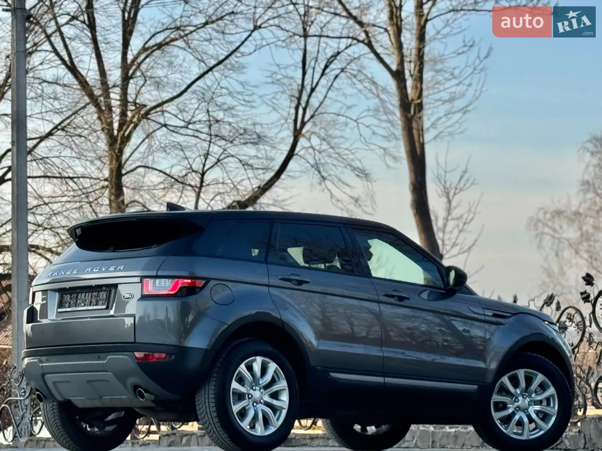 2019 Land Rover Range Rover Evoque - мініатюра 28