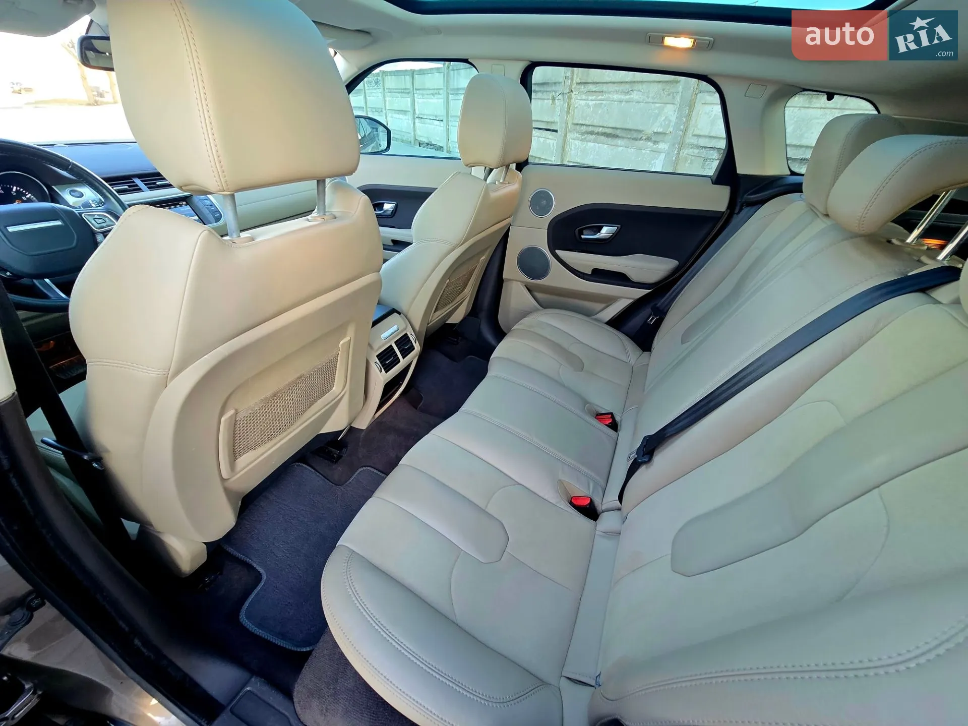 2015 Land Rover Range Rover Evoque - мініатюра 51