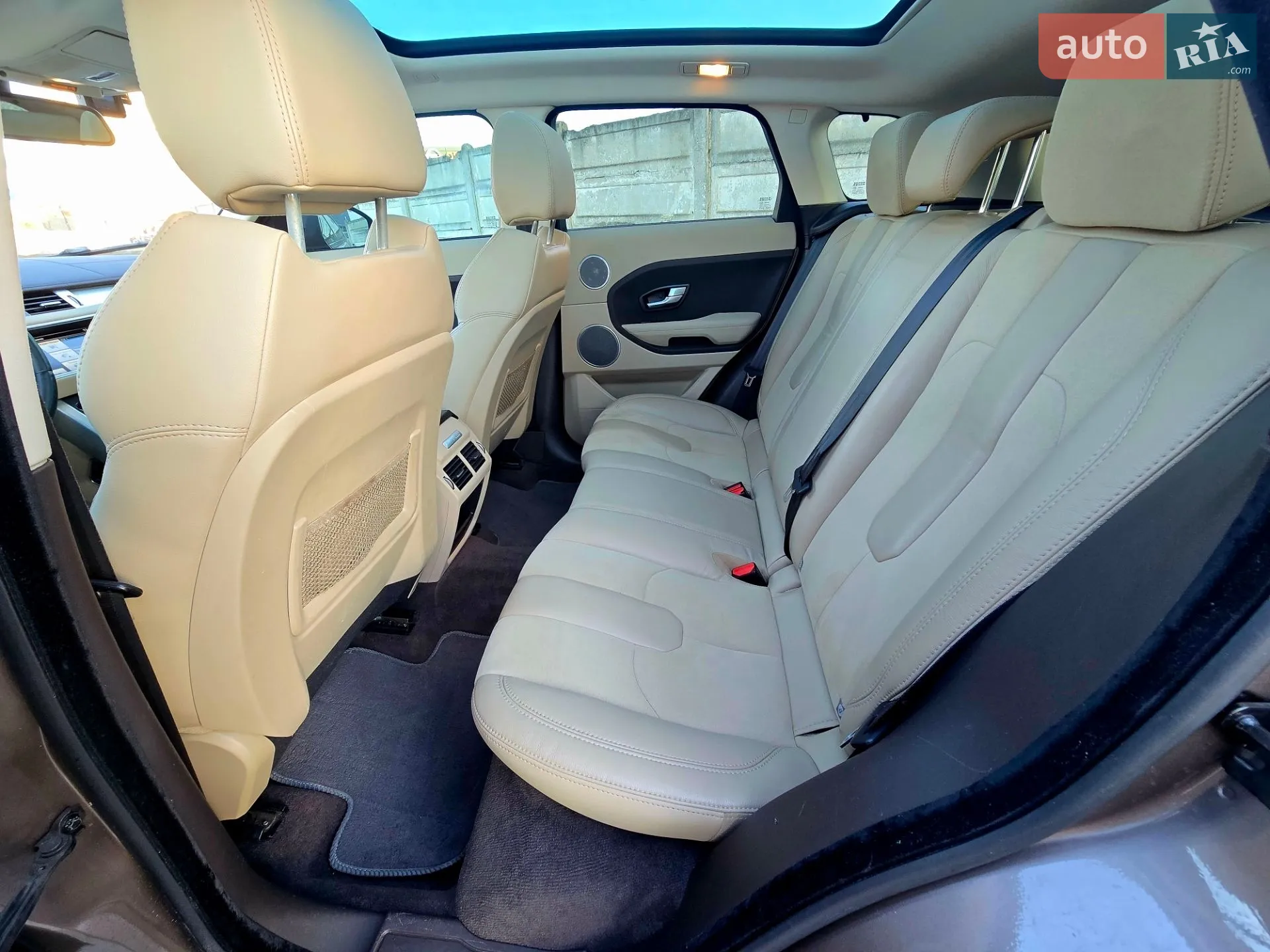 2015 Land Rover Range Rover Evoque - мініатюра 49