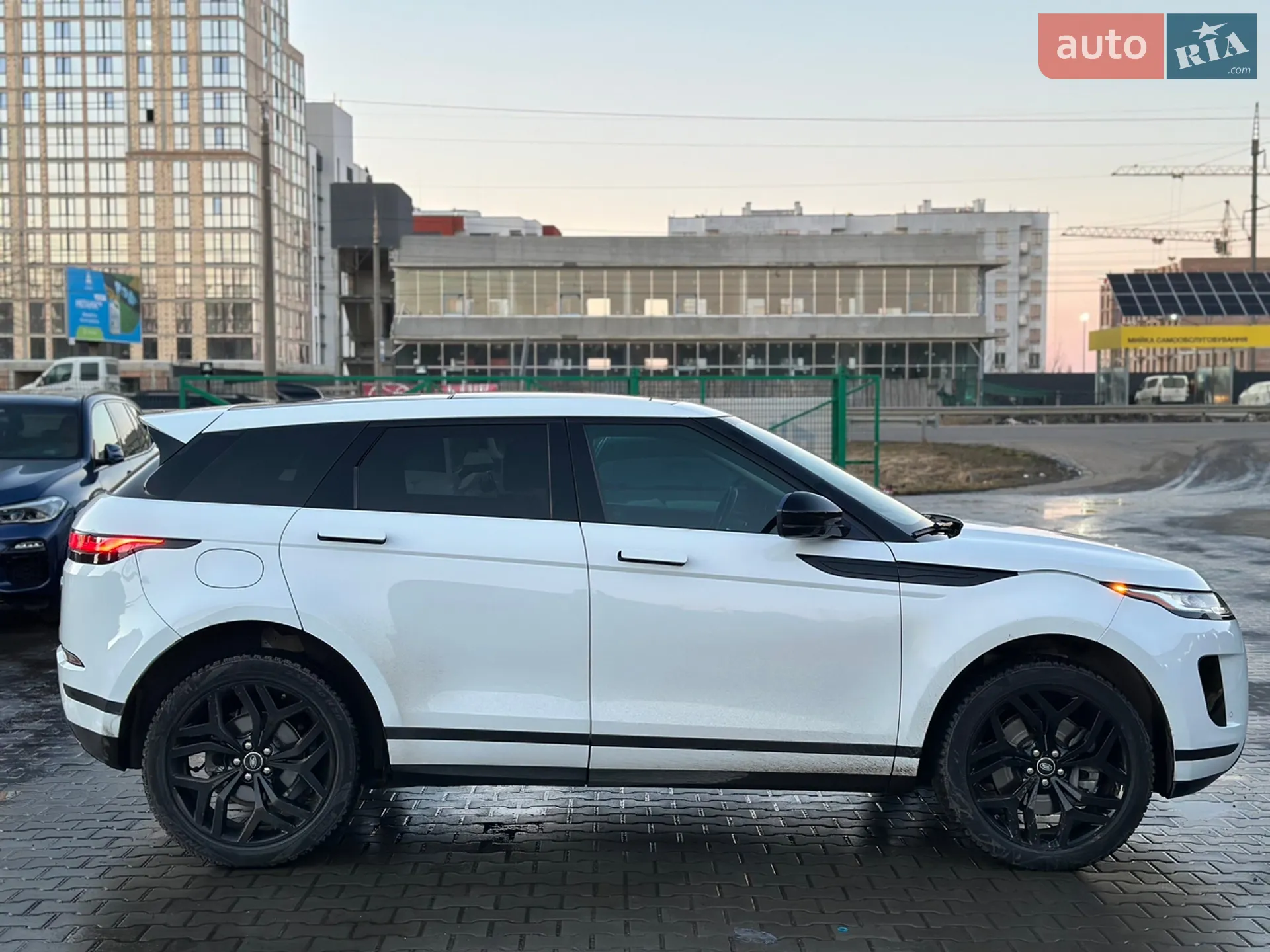 2020 Land Rover Range Rover Evoque - мініатюра 9